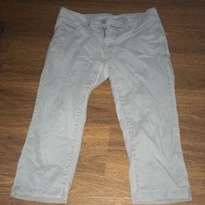Gray faded glory size 4 jeans!